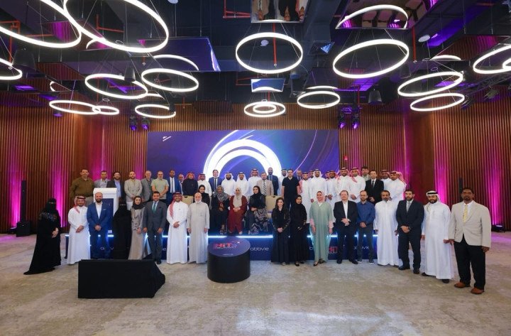 المملكة تستضيف اجتماعا رائدا لطب العيون لتطوير علاج الوذمة البقعية السكرية وانسداد الوريد الشبكي  تحت عنوان "الهدف الشامل لمواجهة التهابات العيون"