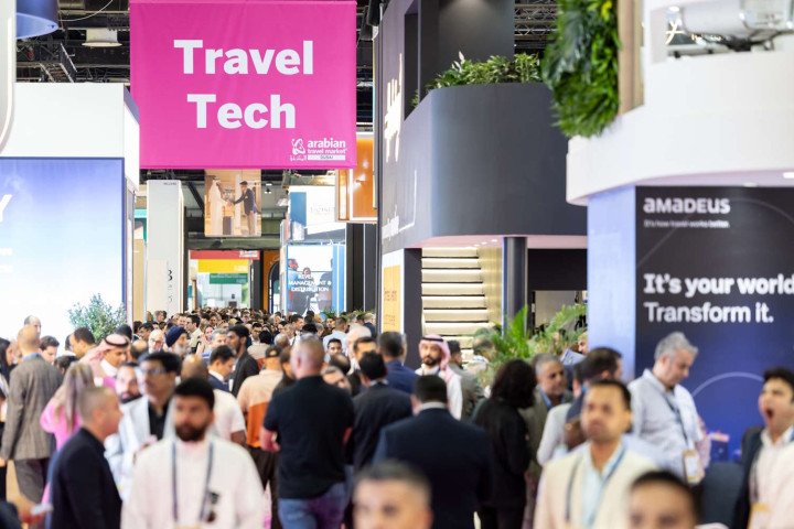 60% من المسافرين في دولة الإمارات يعتمدون على الذكاء الاصطناعي لتخطيط رحلاتهم السياحية