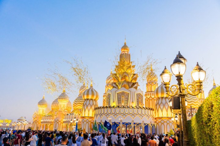 "القرية العالمية" ترحّب بضيوفها من حول العالم اعتباراً من مساء اليوم مع انطلاق موسمها الـ30